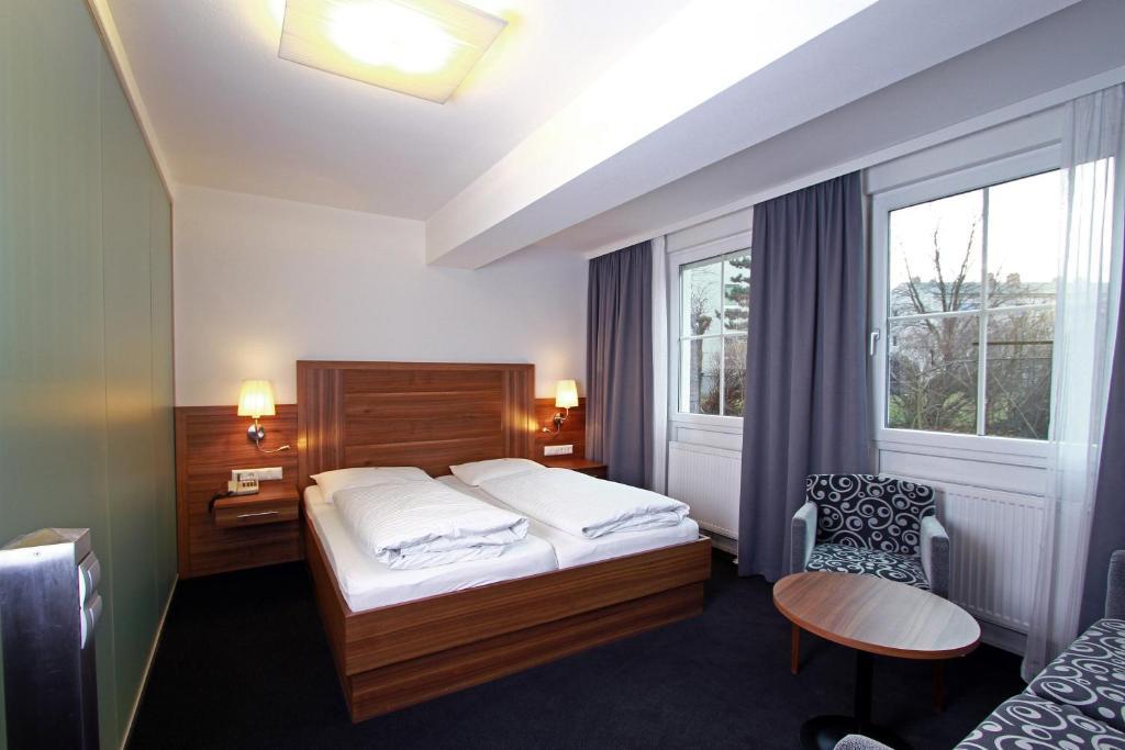 Pension Am Kurpark Wenen Kamer foto