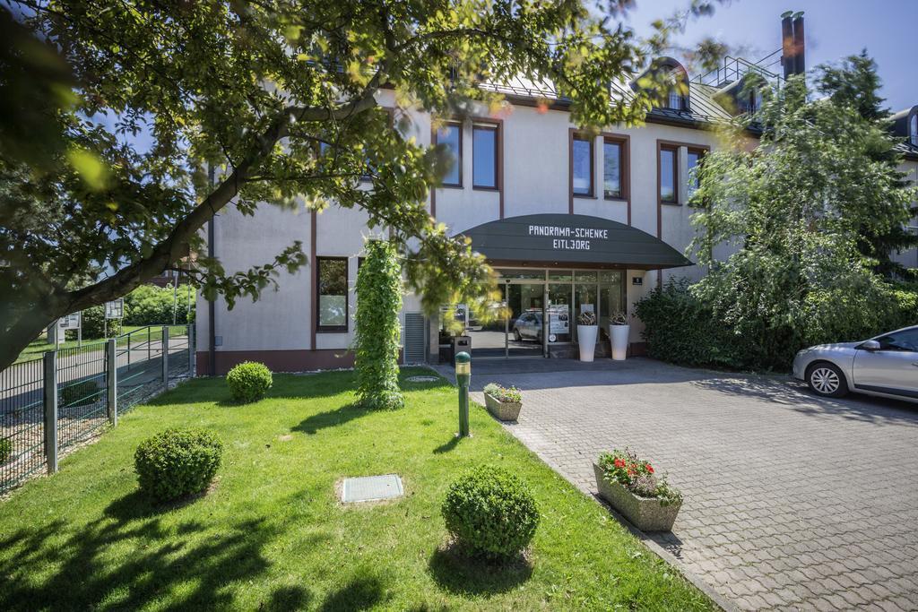 Pension Am Kurpark Wenen Buitenkant foto